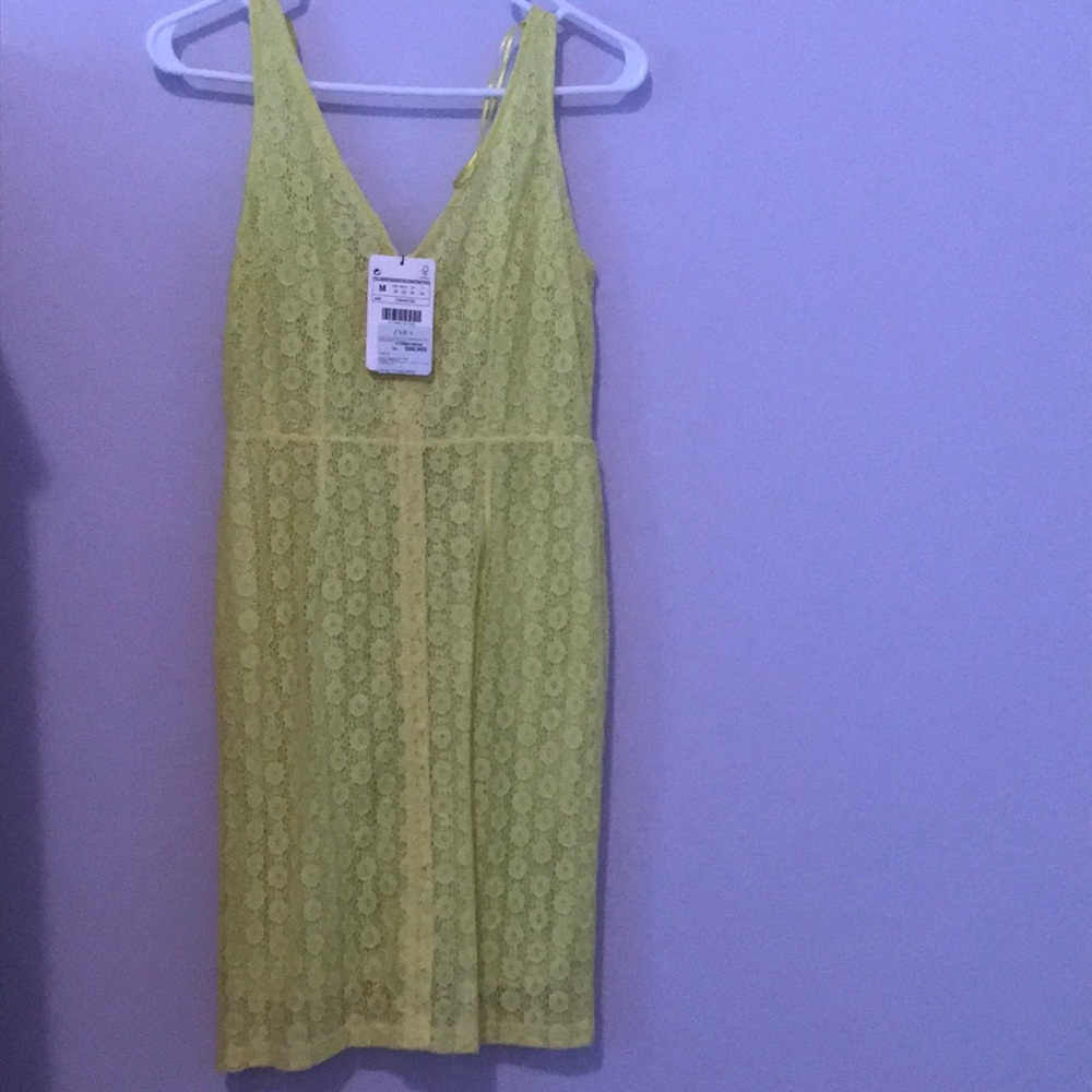 Zara dress size M